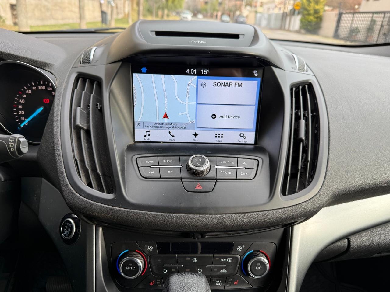 Ford Escape — foto 16 de 28