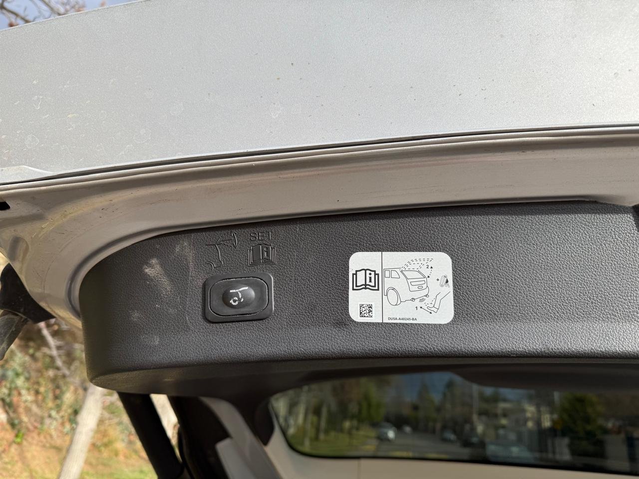 Ford Escape — foto 26 de 28