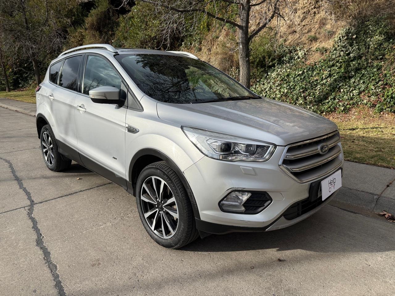 Ford Escape — foto 6 de 28