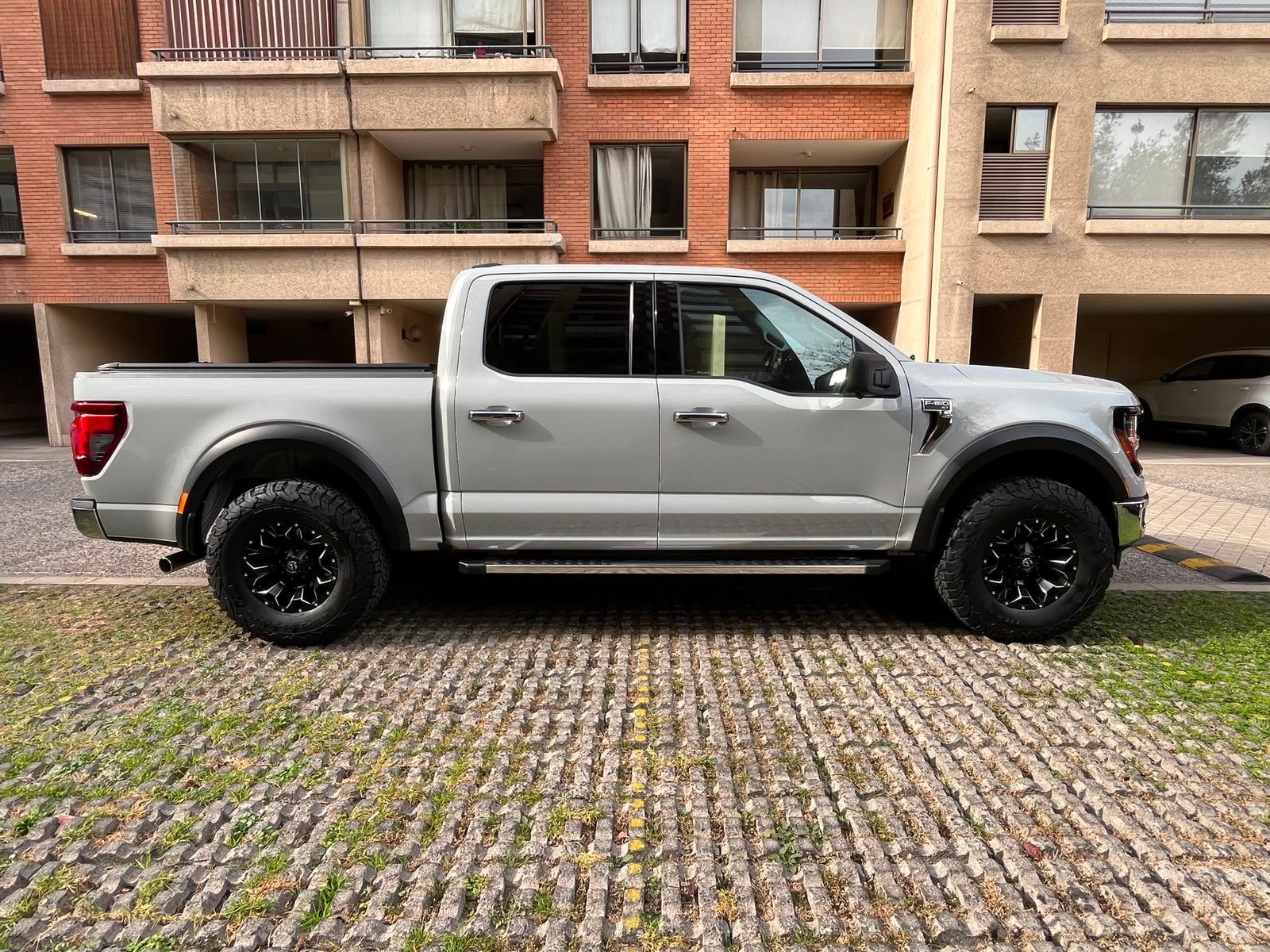 Ford F150 — foto 5 de 32