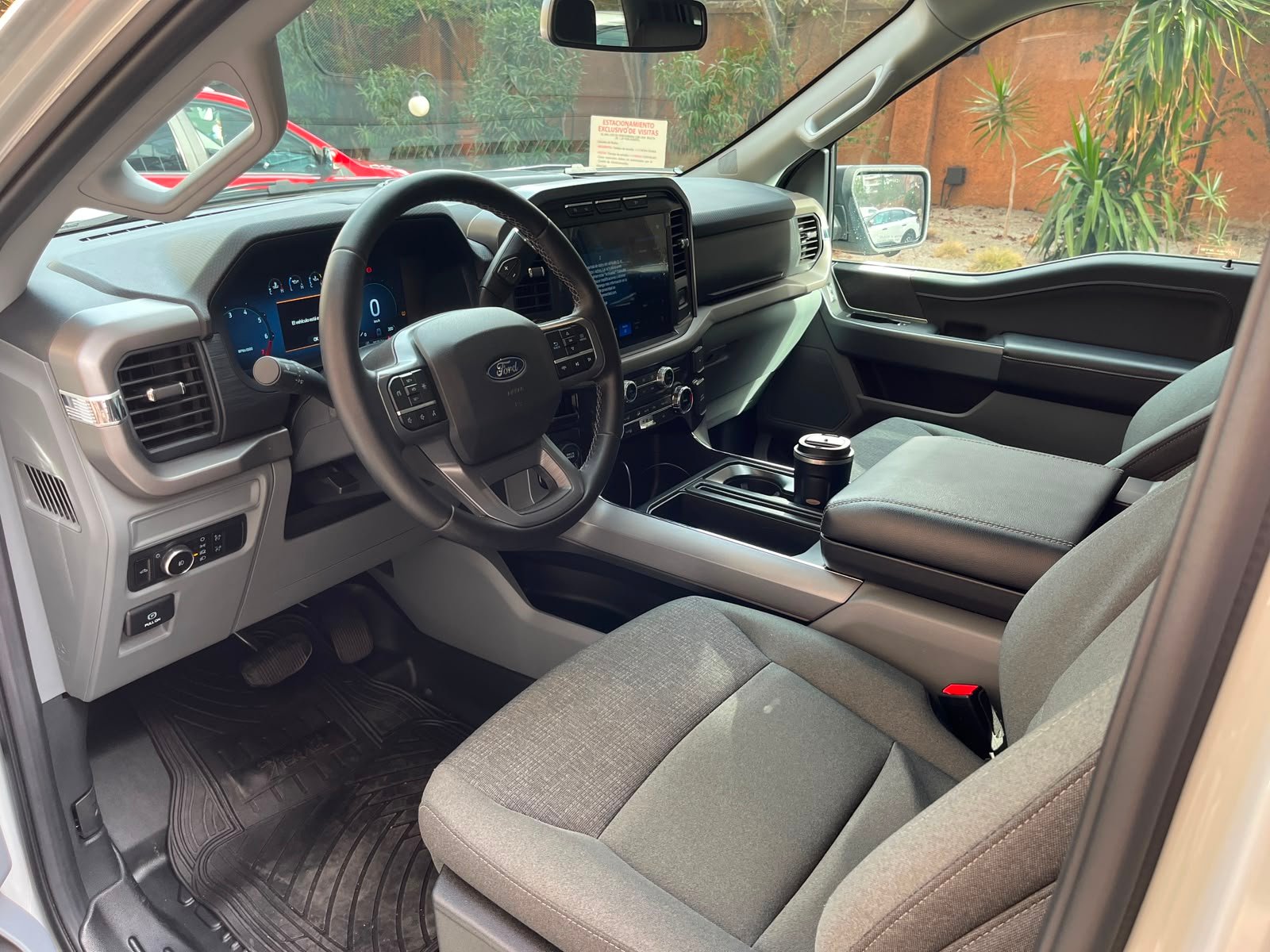 Ford F150 — foto 8 de 32