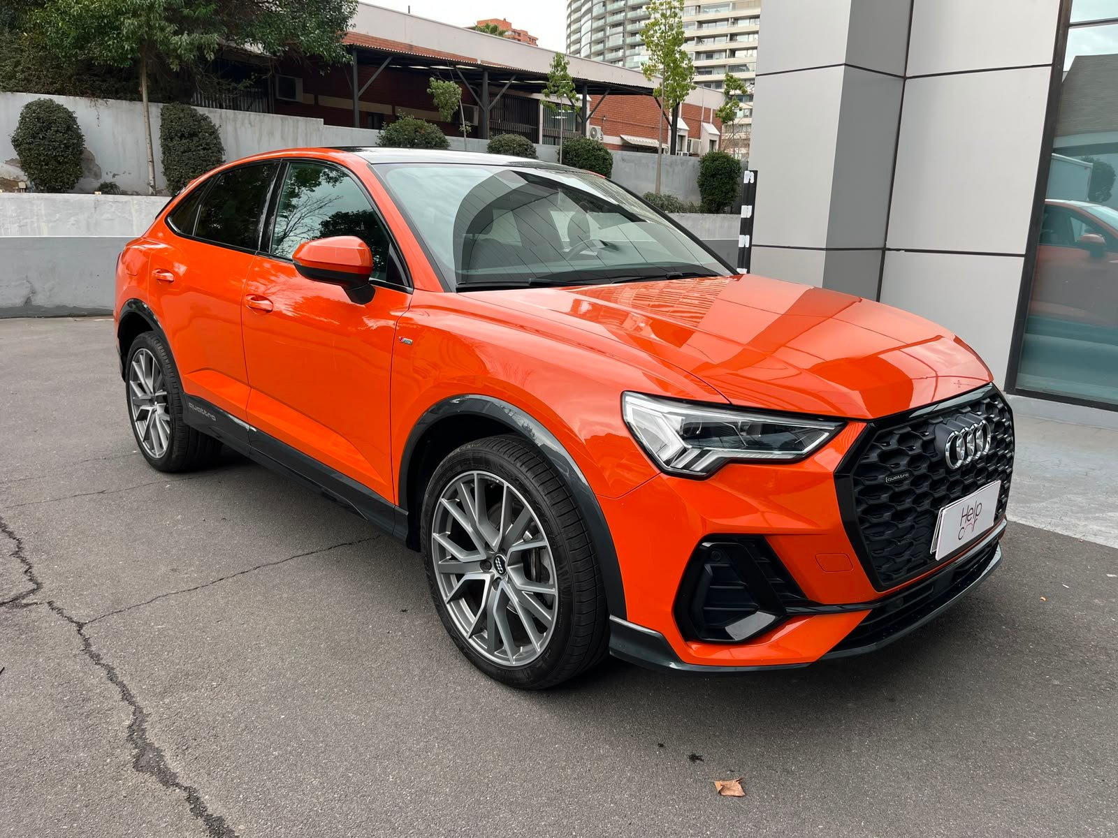 Audi Q3 — foto 6 de 34