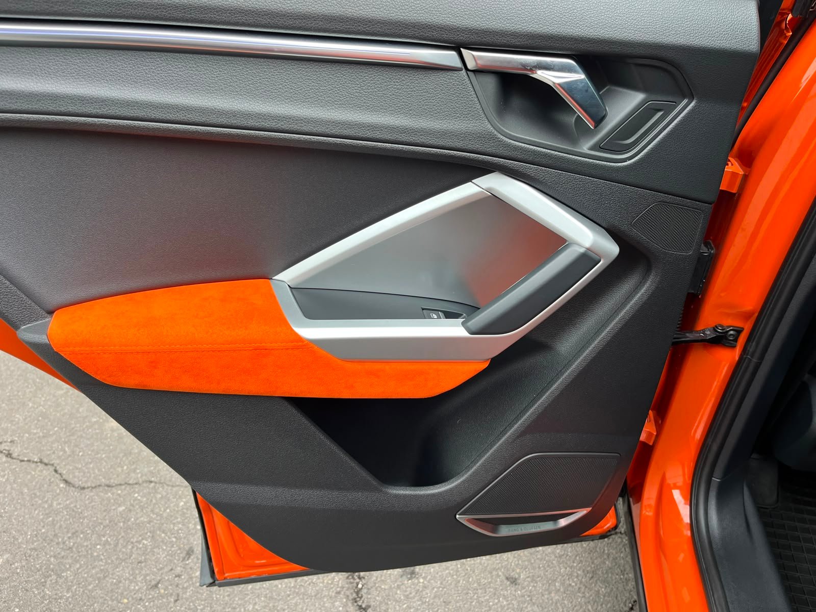 Audi Q3 — foto 23 de 34