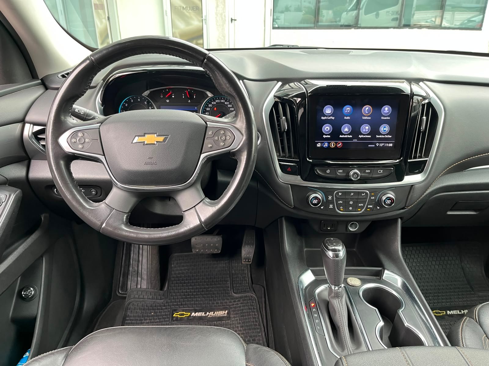 Chevrolet Traverse — foto 13 de 30
