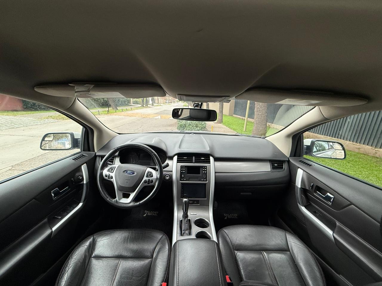 Ford Edge — foto 14 de 25
