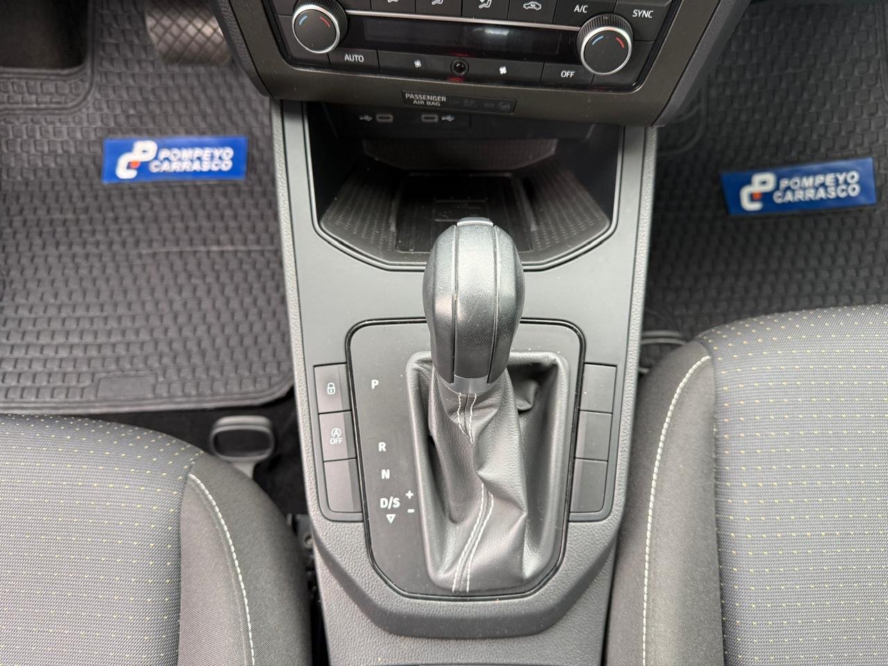 SEAT Ibiza — foto 16 de 26