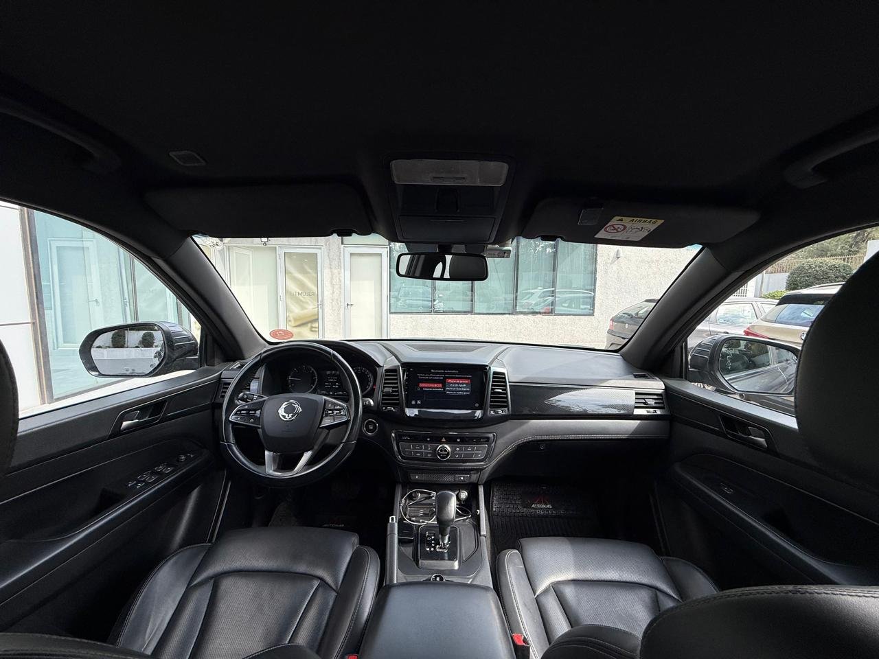SsangYong Musso — foto 16 de 27