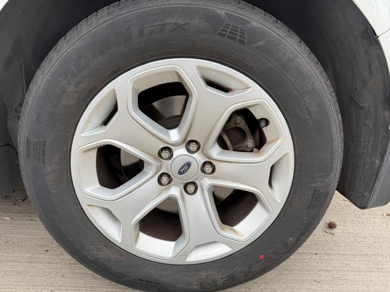 Ford Edge — foto 19 de 25