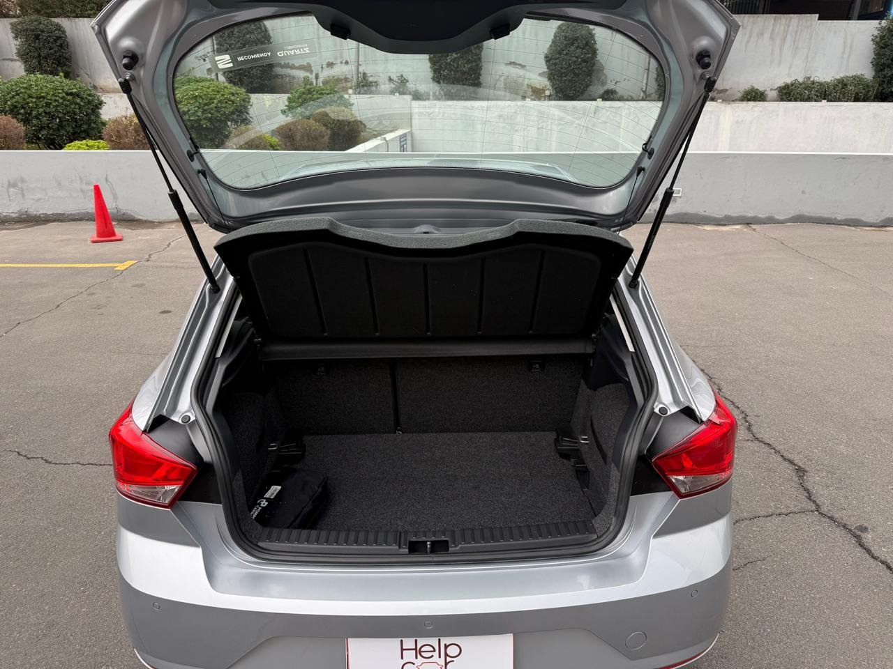 SEAT Ibiza — foto 25 de 26