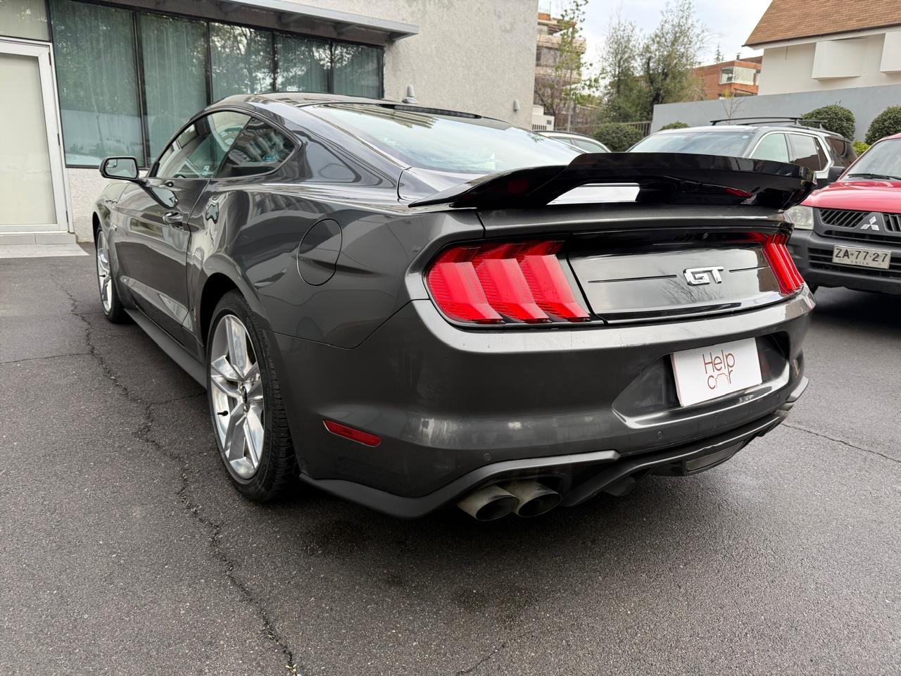 Ford Mustang — foto 3 de 25