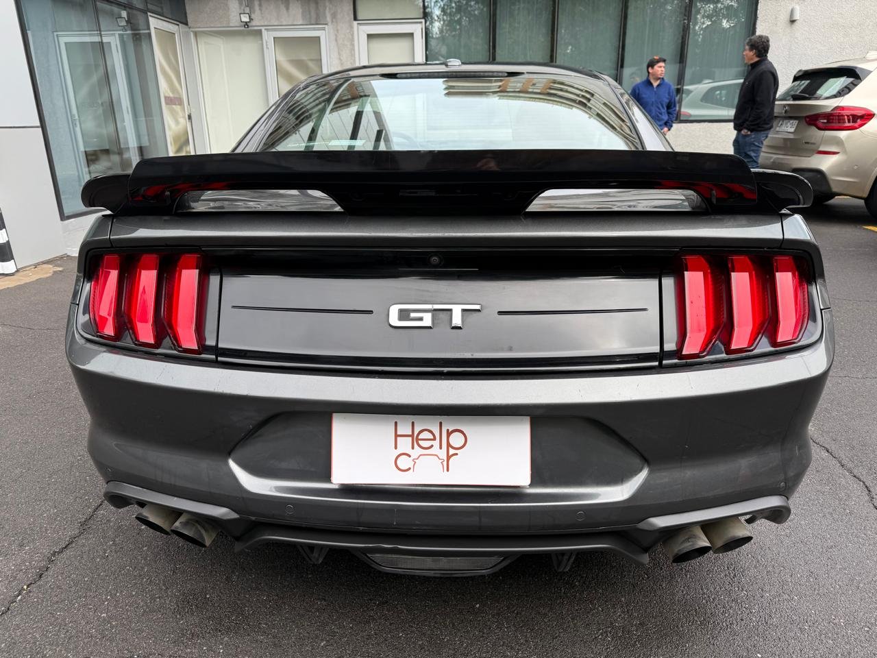 Ford Mustang — foto 4 de 25