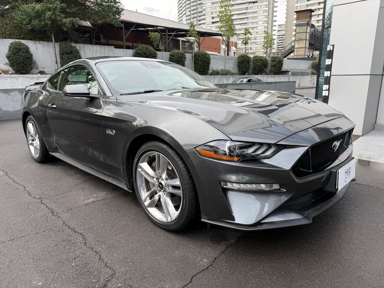 Ford Mustang — foto 7 de 25