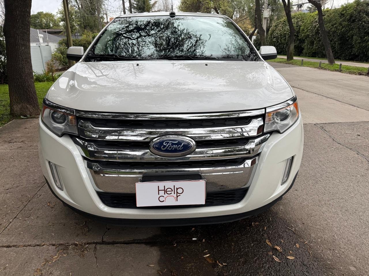 Ford Edge — foto 7 de 25