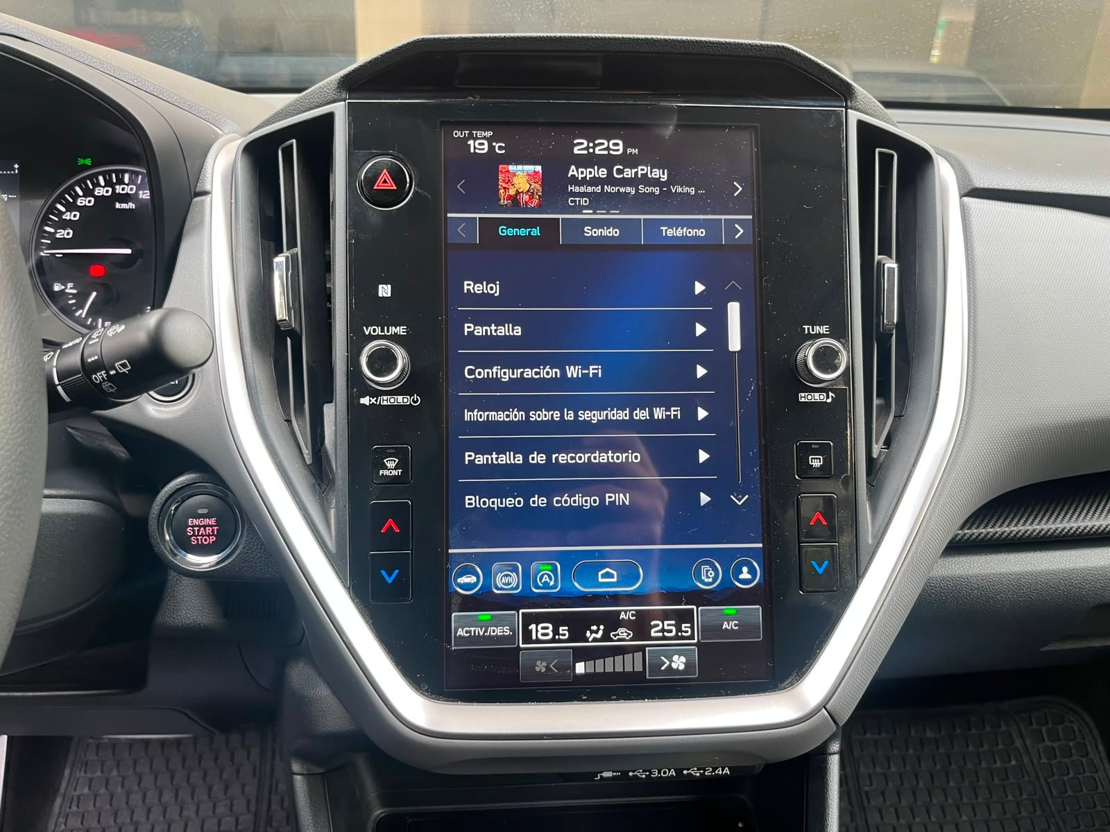 Subaru Crosstrek — foto 14 de 27