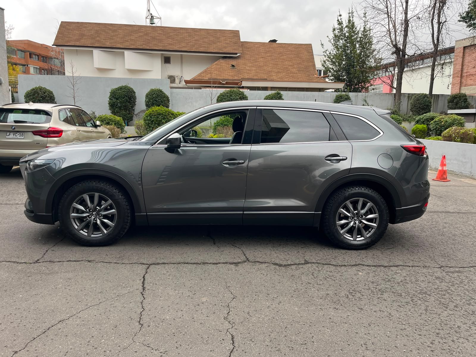 Mazda CX-9