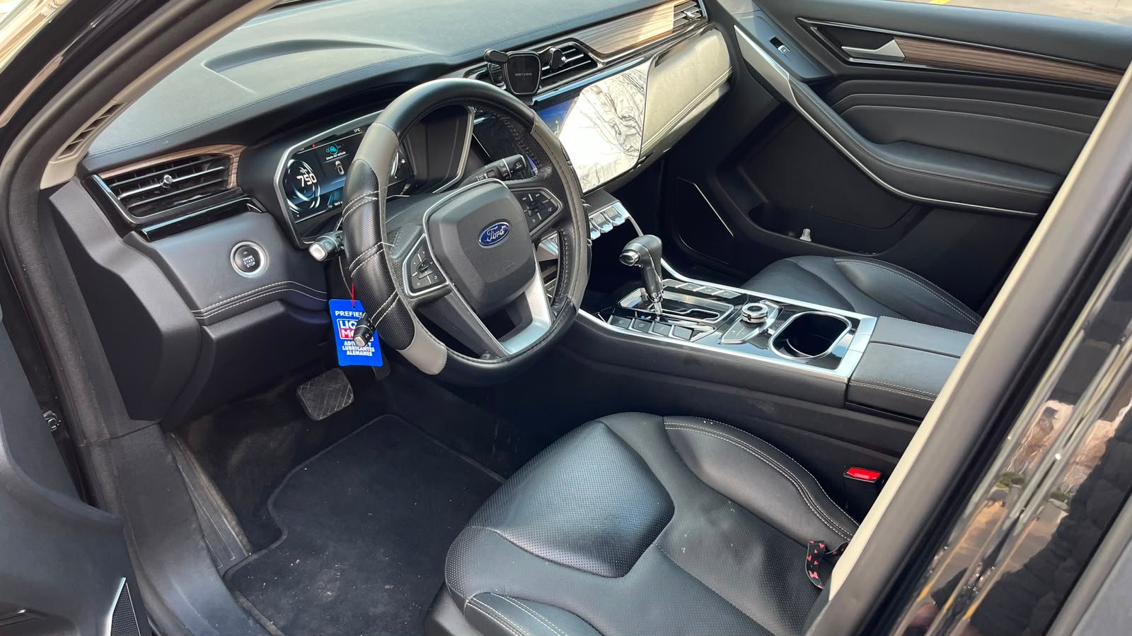 Ford Territory — foto 8 de 24