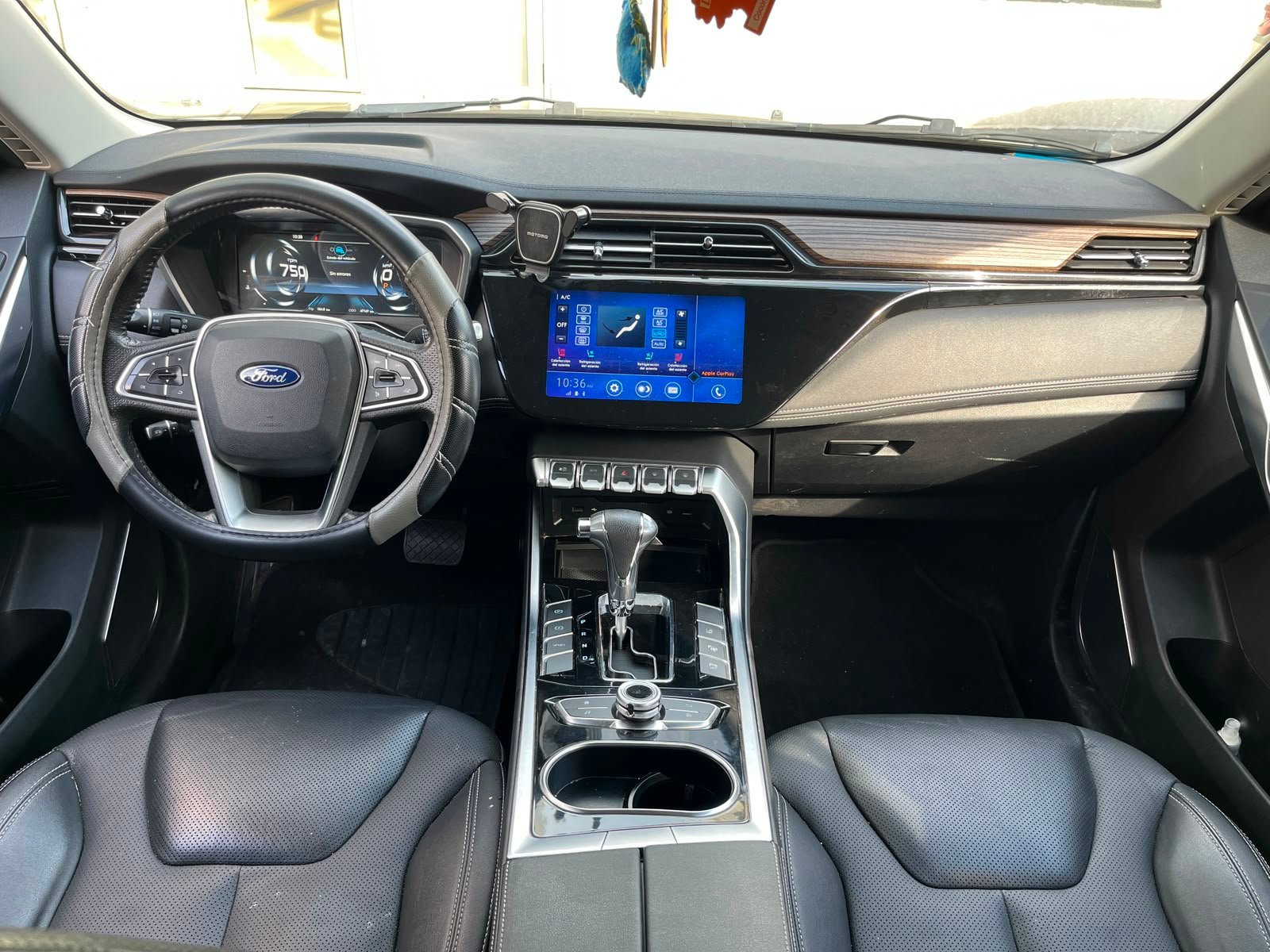 Ford Territory — foto 10 de 24