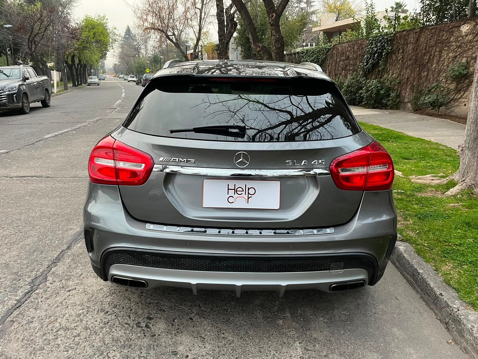 Mercedes-Benz Gla45 — foto 3 de 27