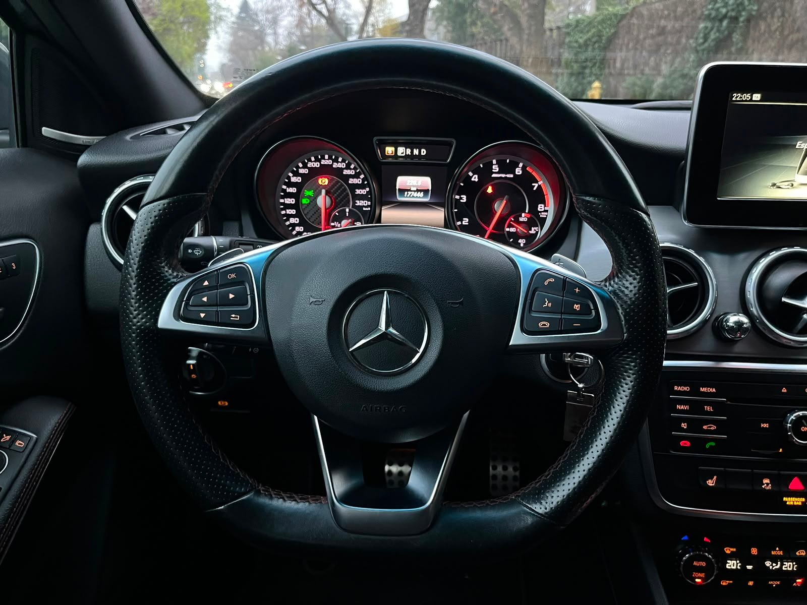 Mercedes-Benz Gla45 — foto 13 de 27
