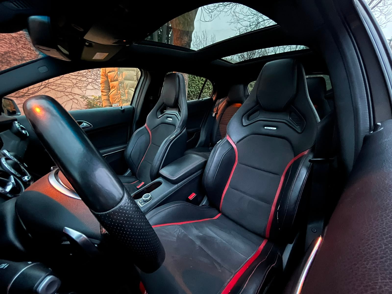Mercedes-Benz Gla45 — foto 18 de 27