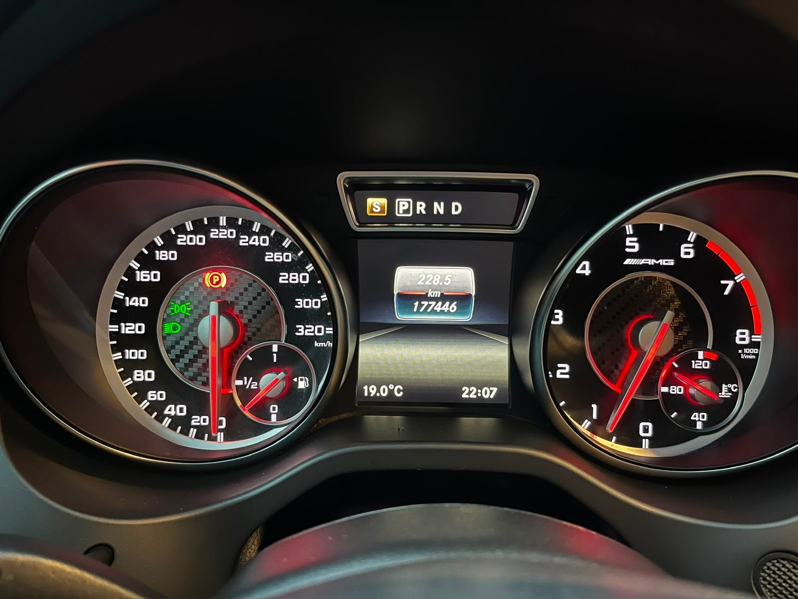 Mercedes-Benz Gla45 — foto 22 de 27