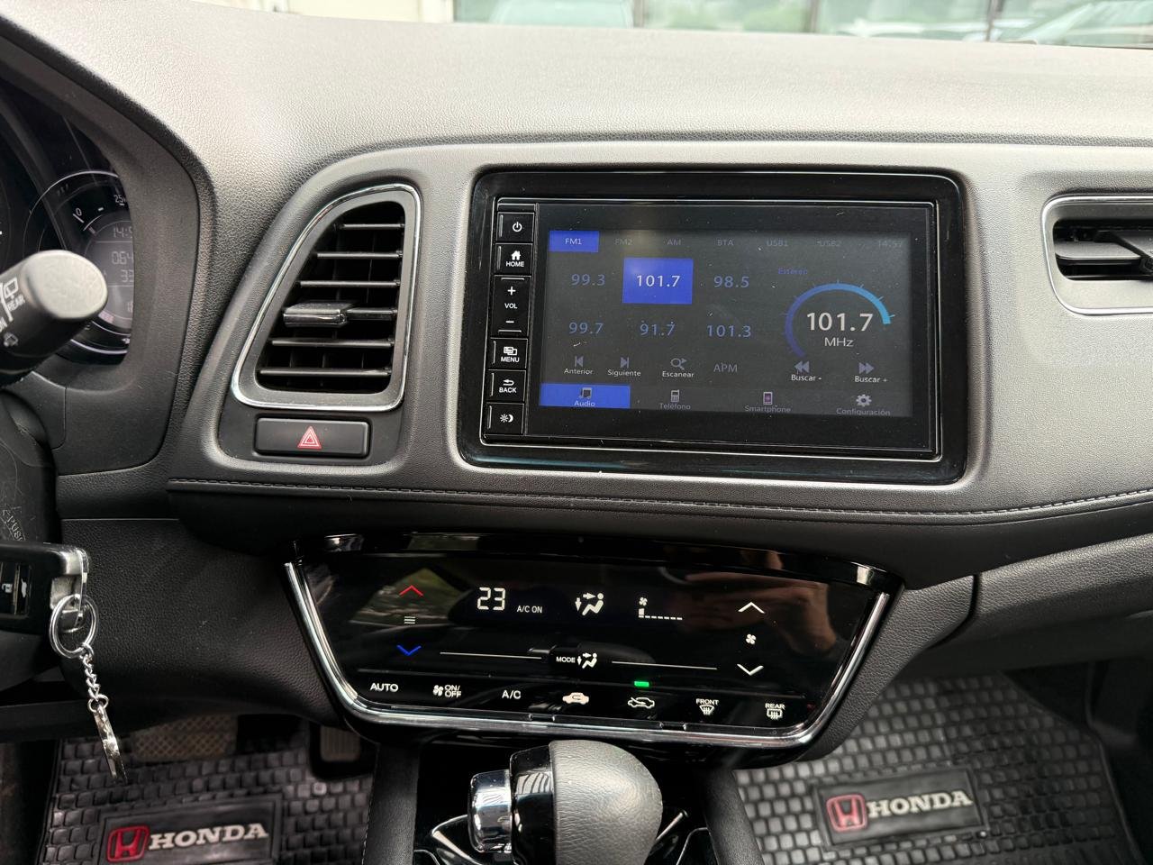 Honda HR-V — foto 14 de 25