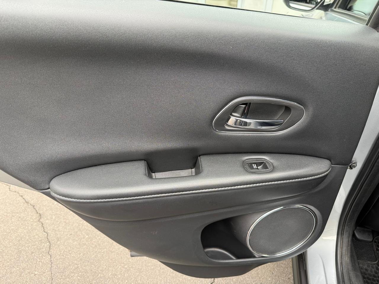 Honda HR-V — foto 22 de 25