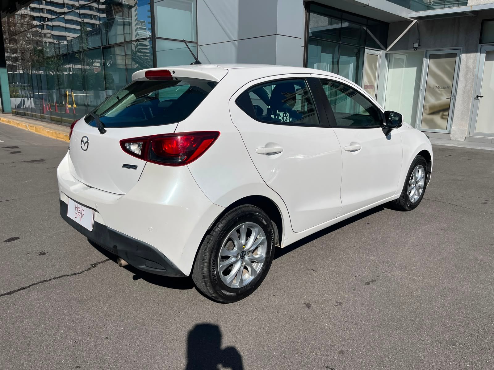 Mazda 2 — foto 4 de 28