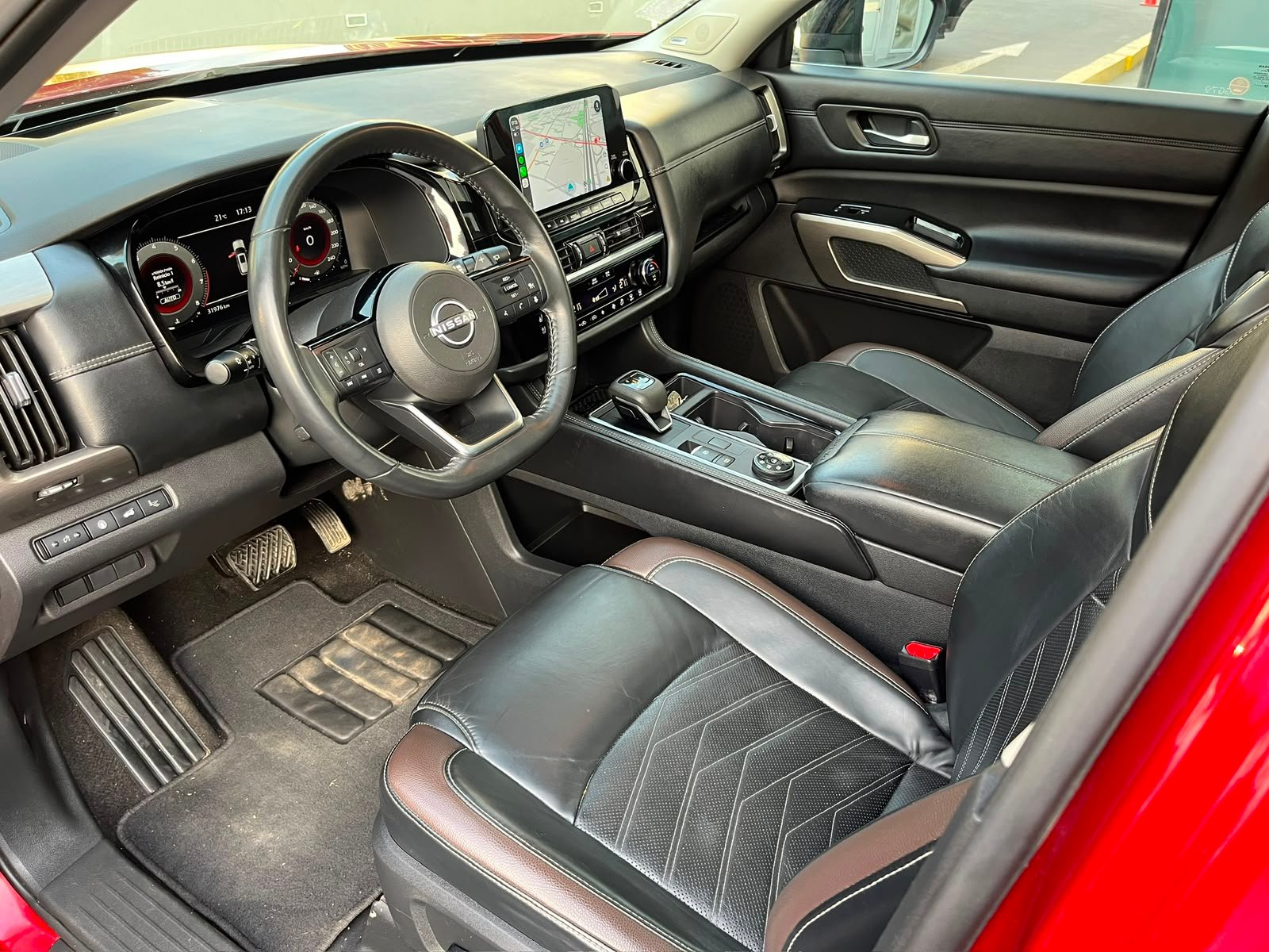 Nissan Pathfinder — foto 8 de 30