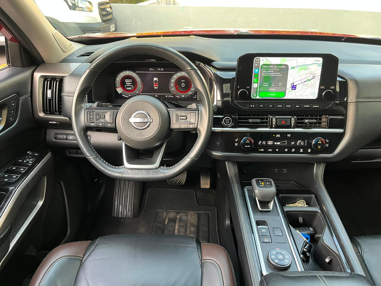 Nissan Pathfinder — foto 13 de 30