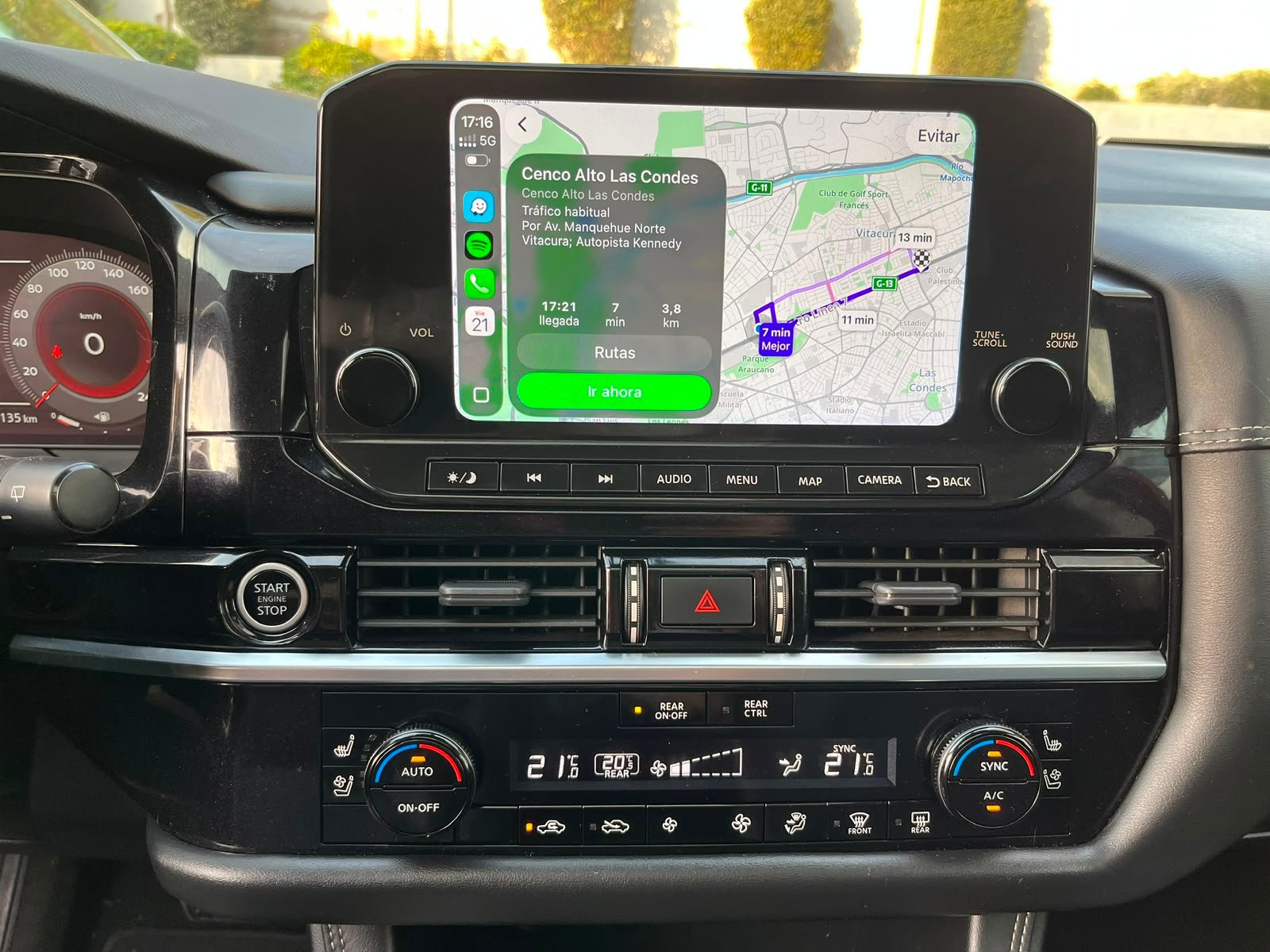 Nissan Pathfinder — foto 15 de 30