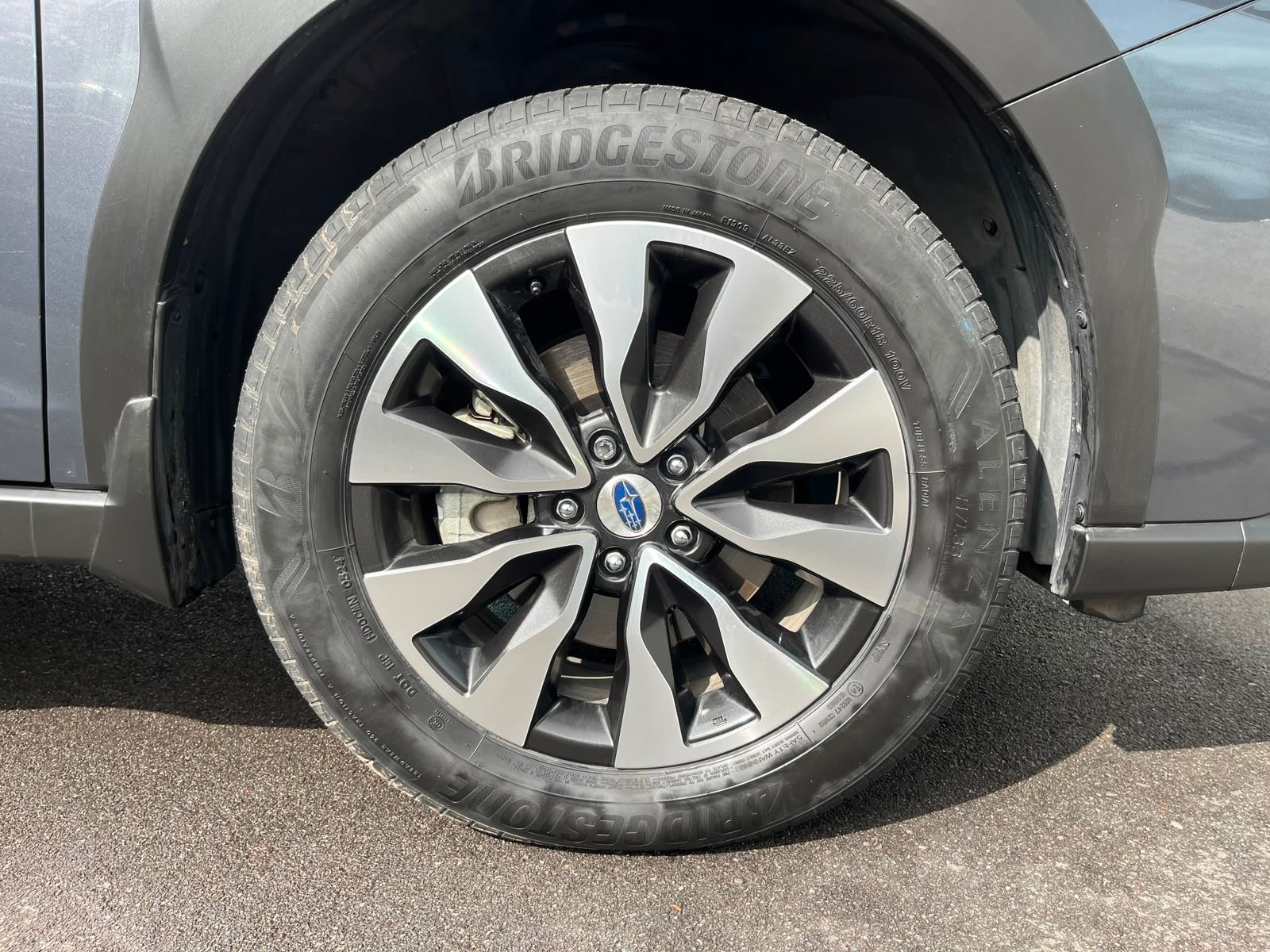 Subaru Outback — foto 19 de 30