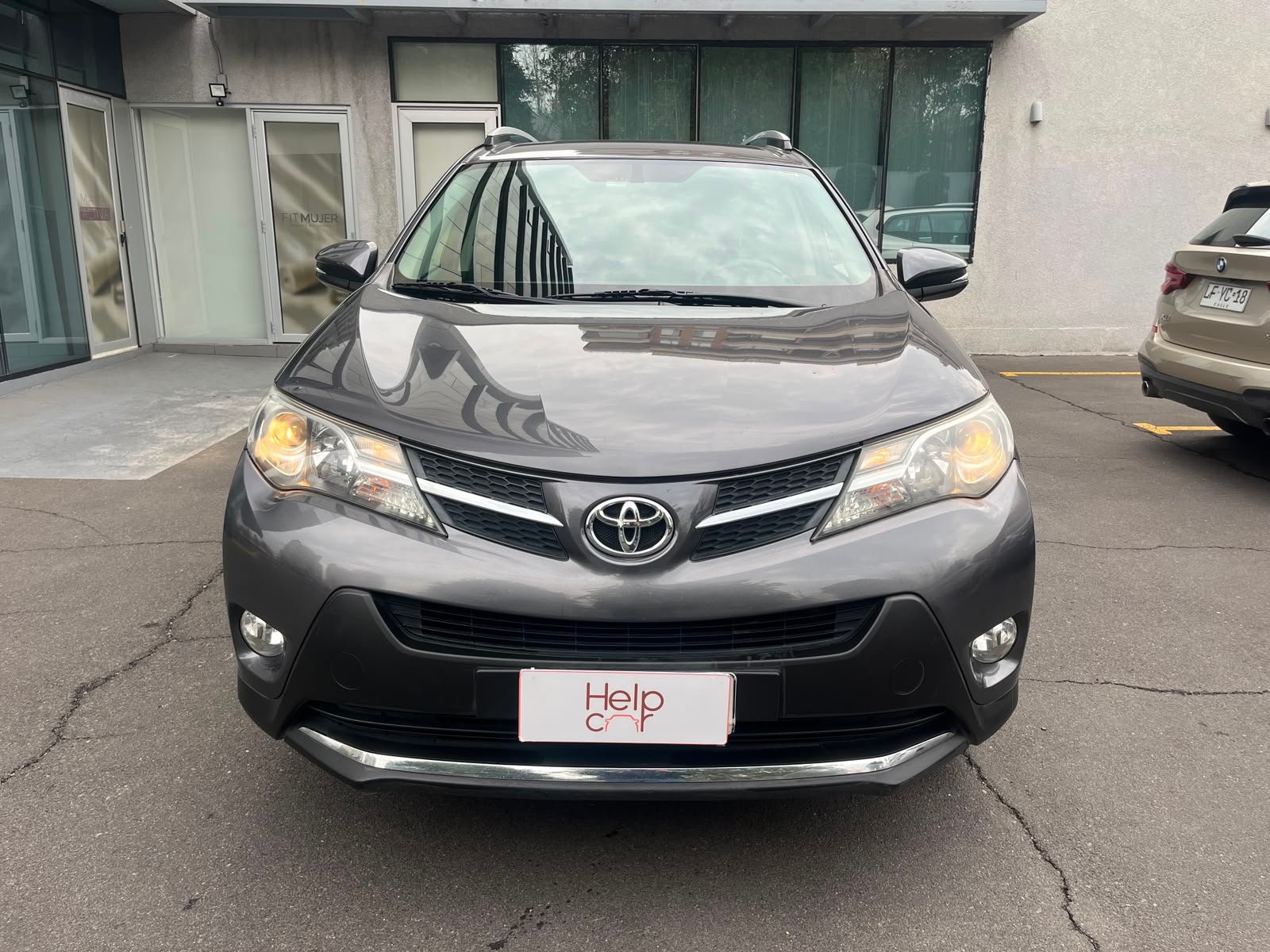 Toyota RAV4 — foto 7 de 30