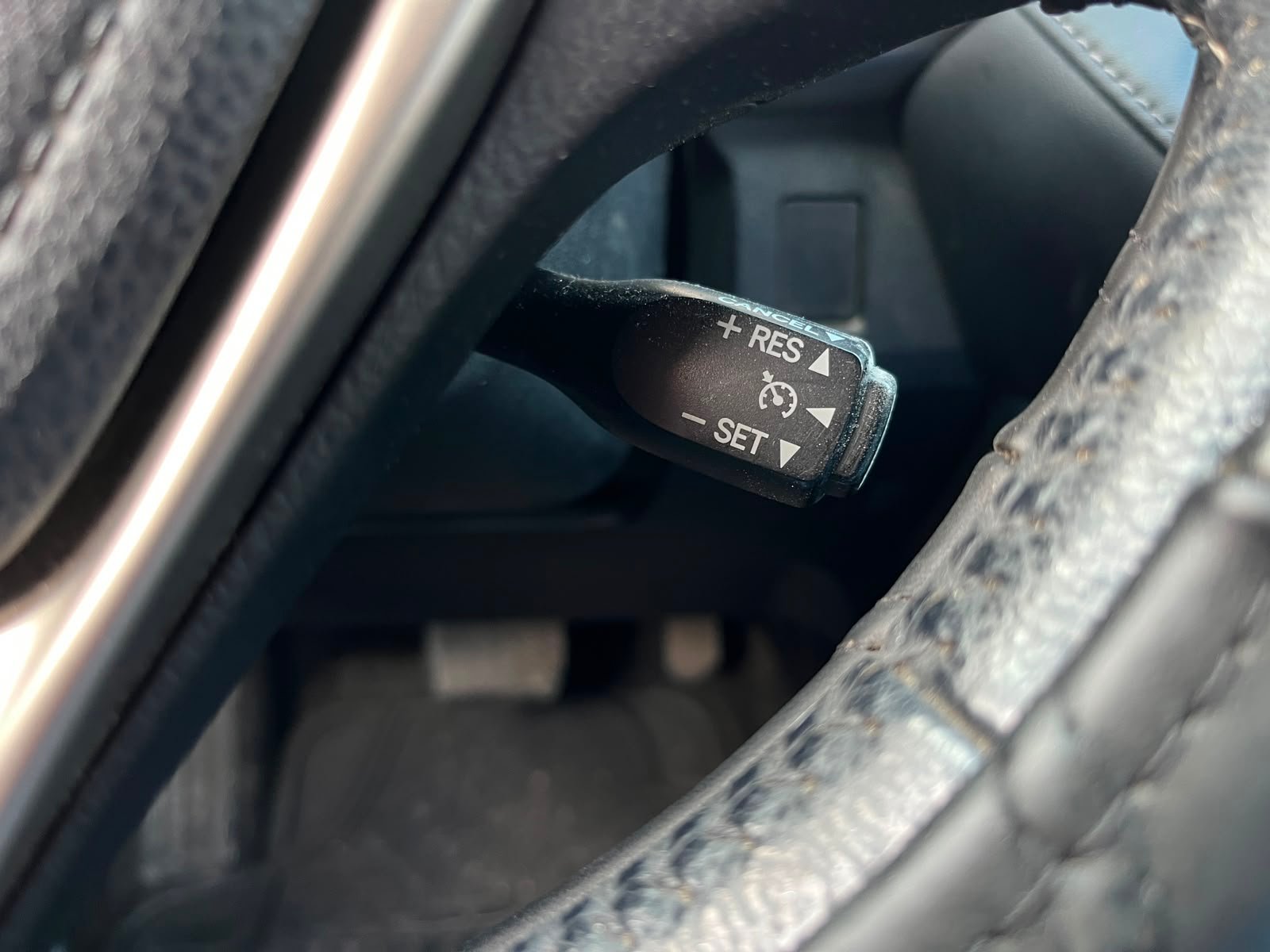Toyota RAV4 — foto 20 de 30