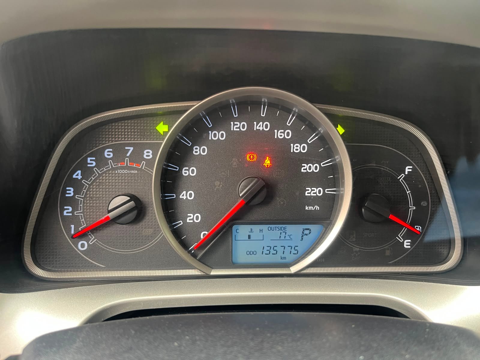 Toyota RAV4 — foto 21 de 30