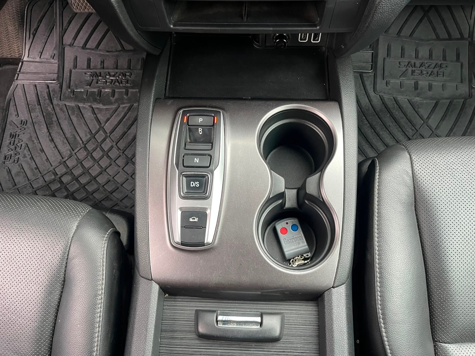 Honda Ridgeline — foto 17 de 30