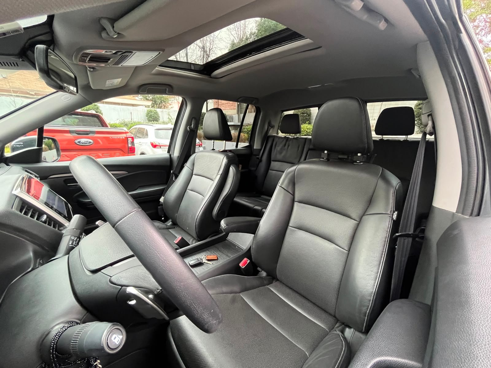 Honda Ridgeline — foto 18 de 30