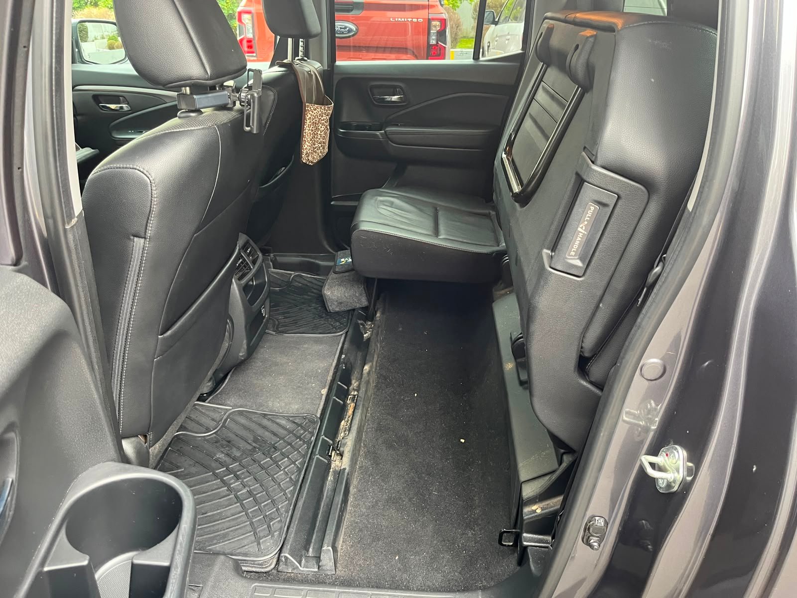 Honda Ridgeline — foto 21 de 30