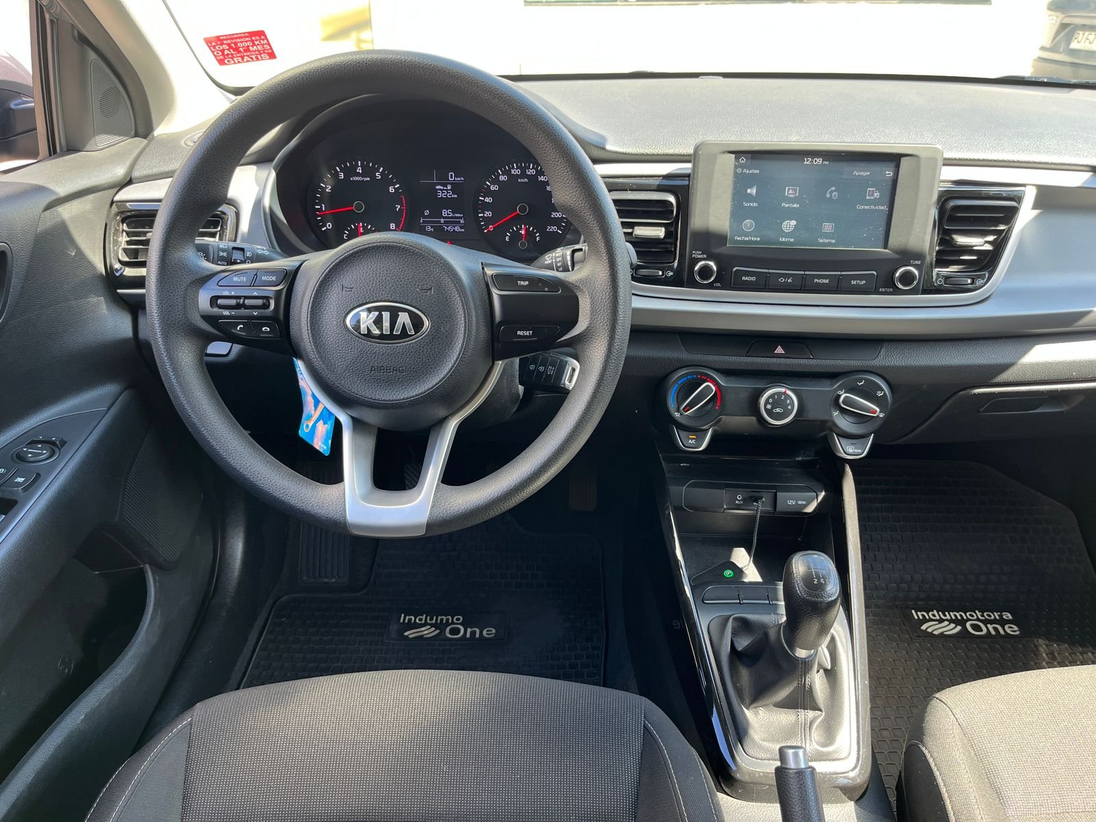 KIA Rio5 — foto 12 de 27