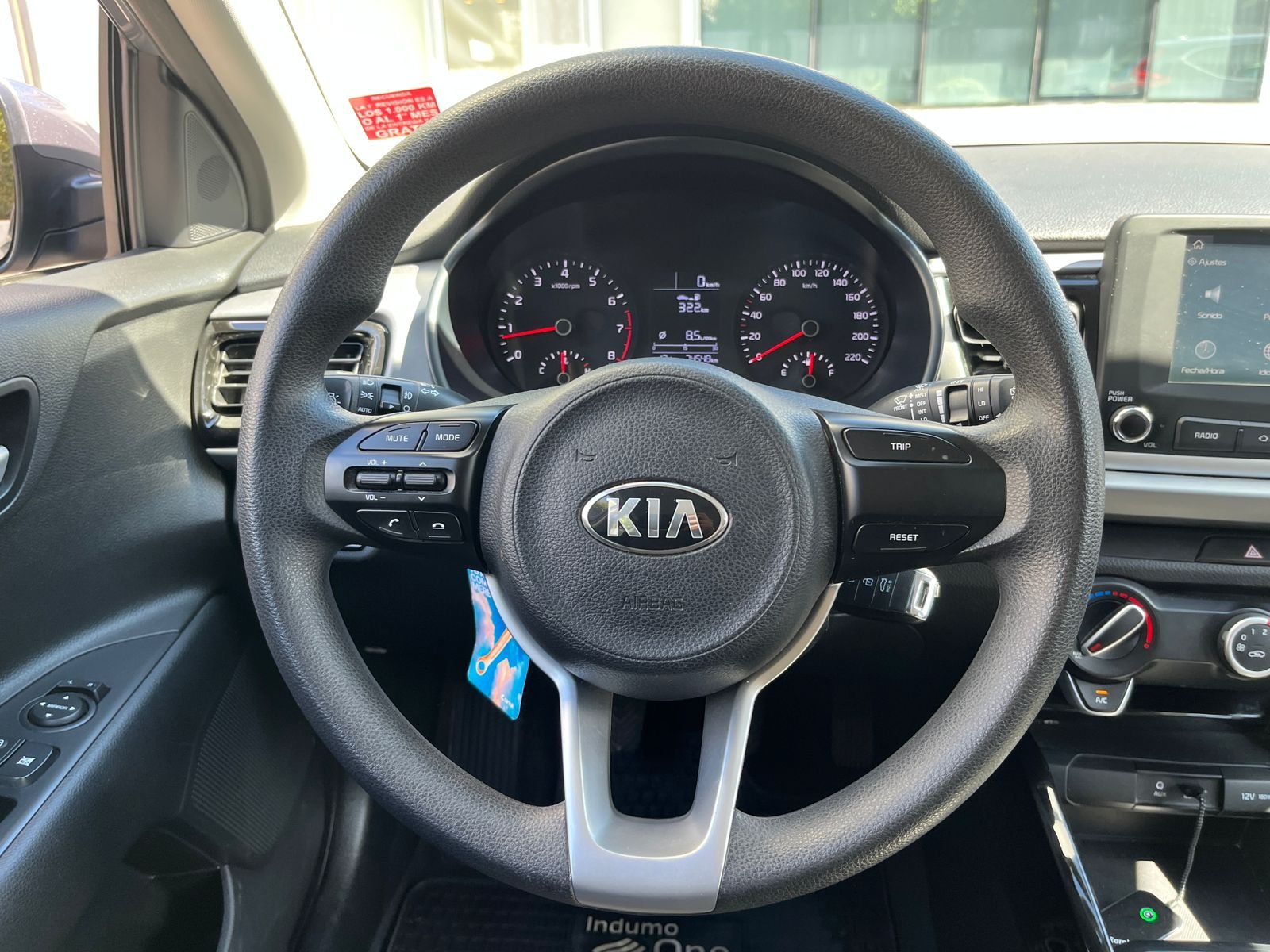 KIA Rio5 — foto 13 de 27
