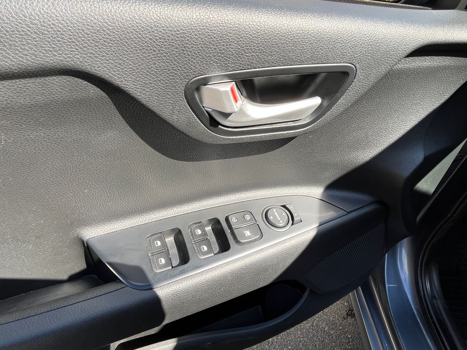KIA Rio5 — foto 16 de 27