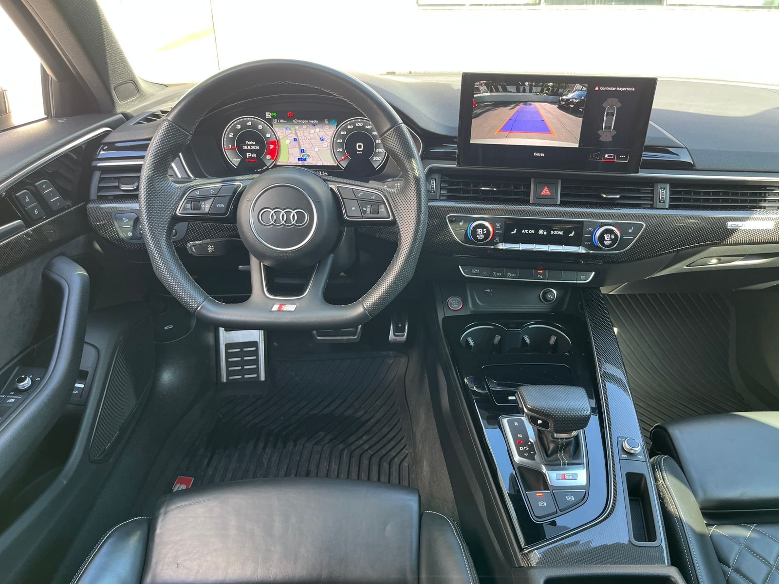 Audi S4 — foto 12 de 35