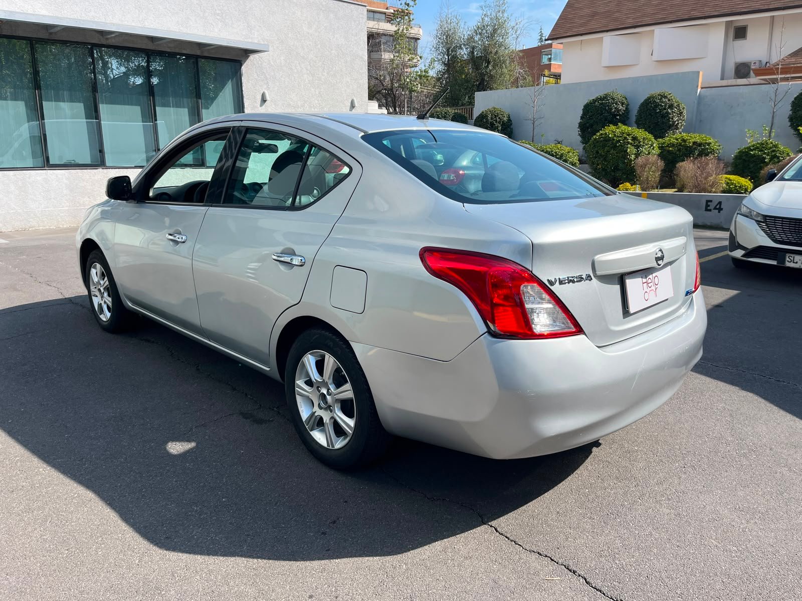 Nissan Versa — foto 2 de 26