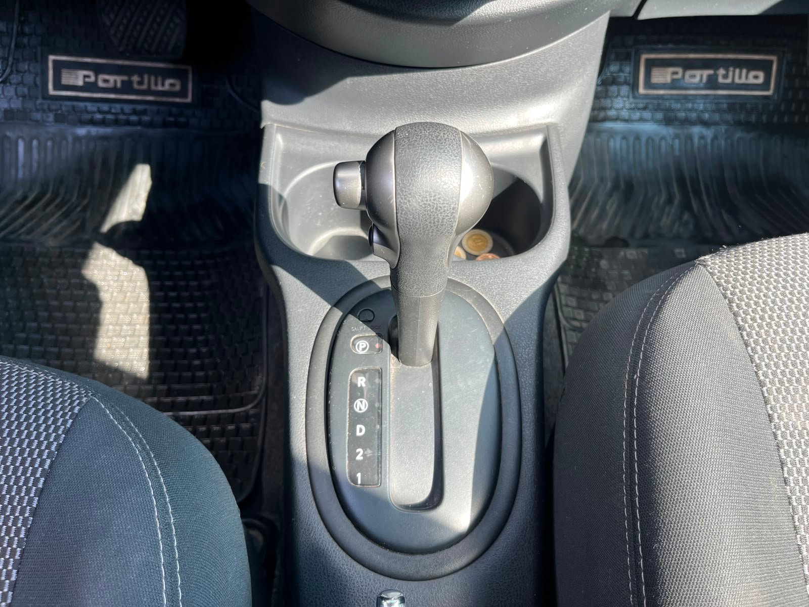 Nissan Versa — foto 15 de 26