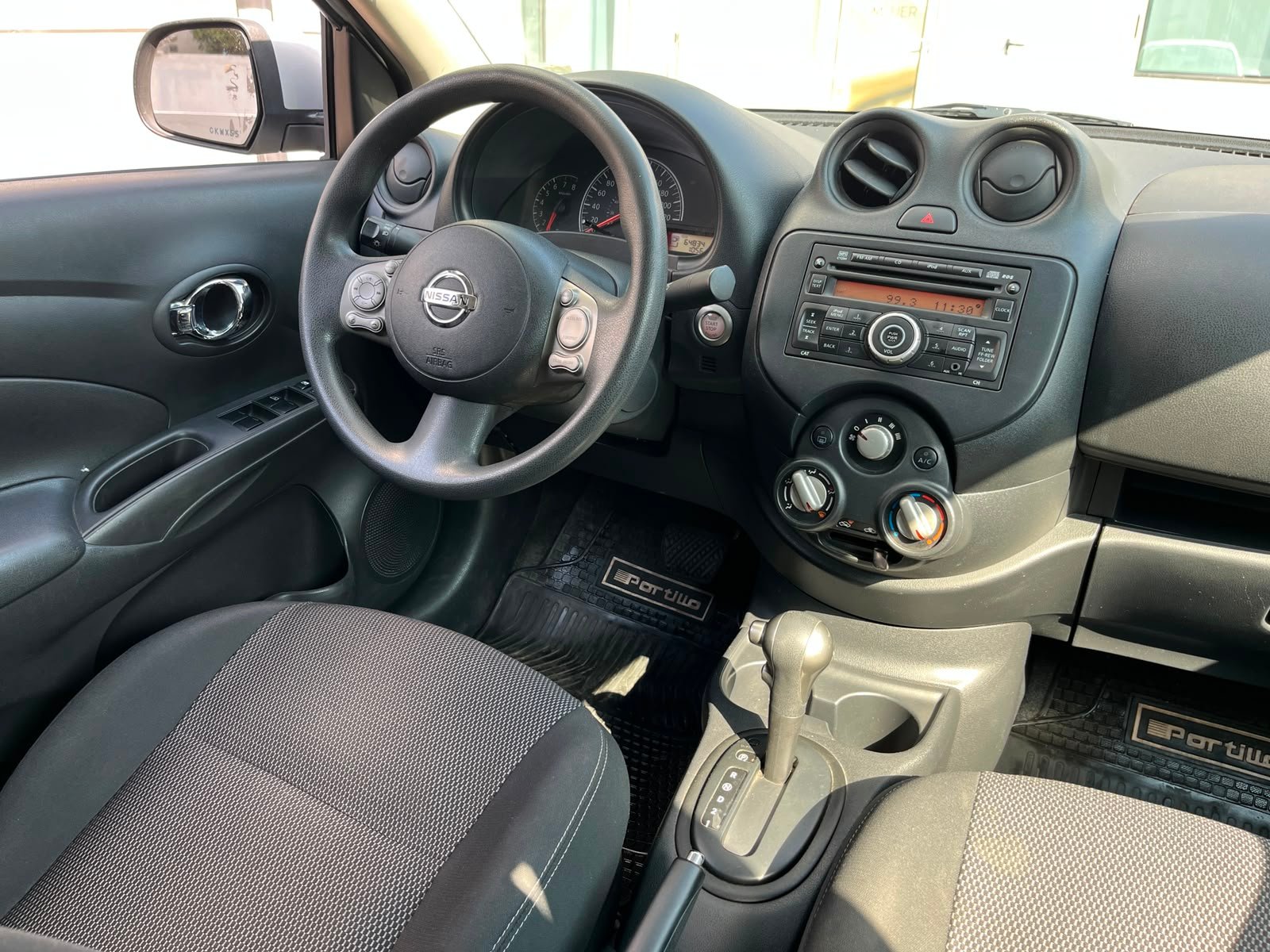 Nissan Versa — foto 22 de 26