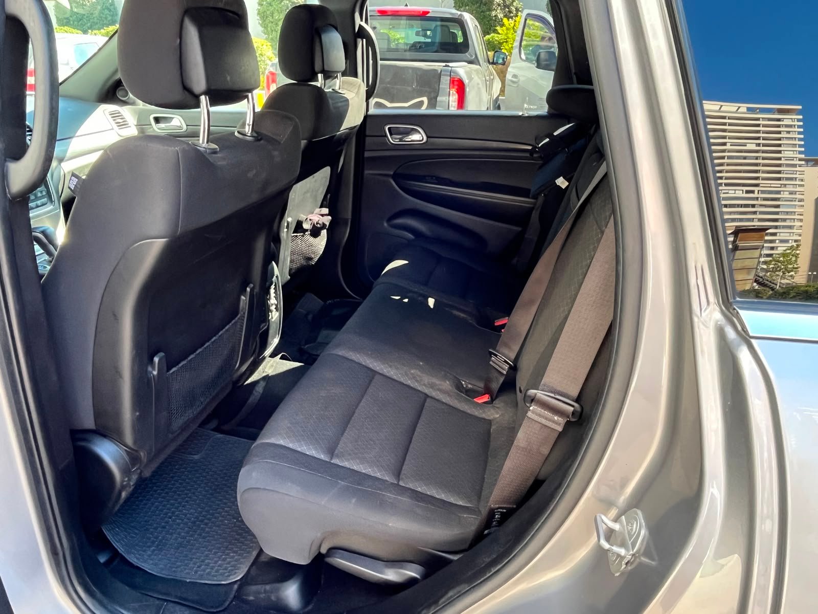 Jeep Grand Cherokee — foto 9 de 30