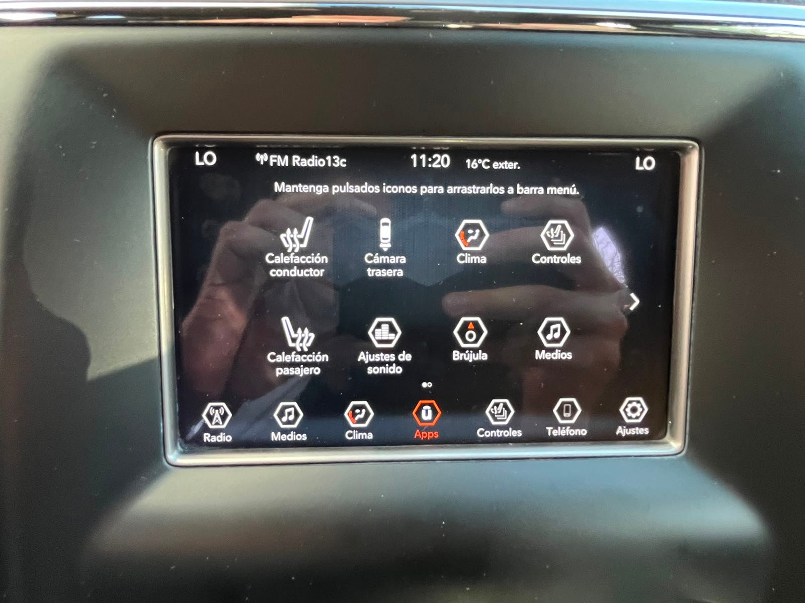 Jeep Grand Cherokee — foto 16 de 30