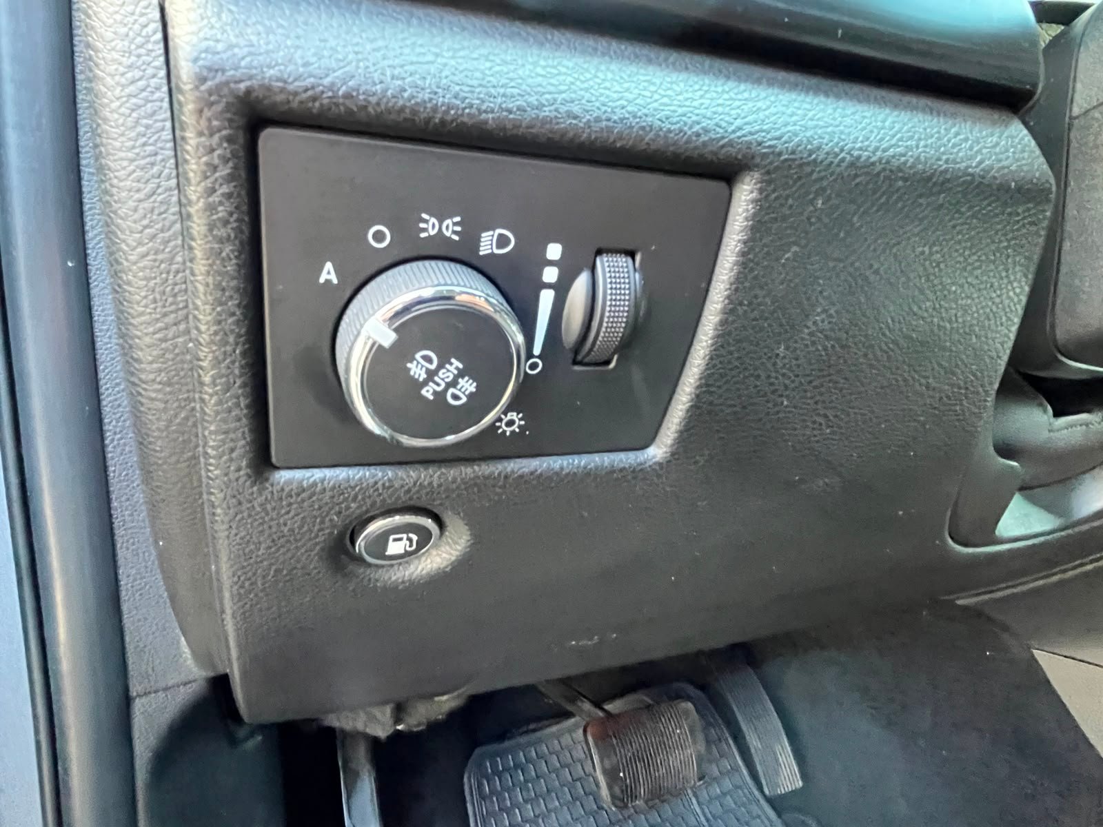 Jeep Grand Cherokee — foto 27 de 30