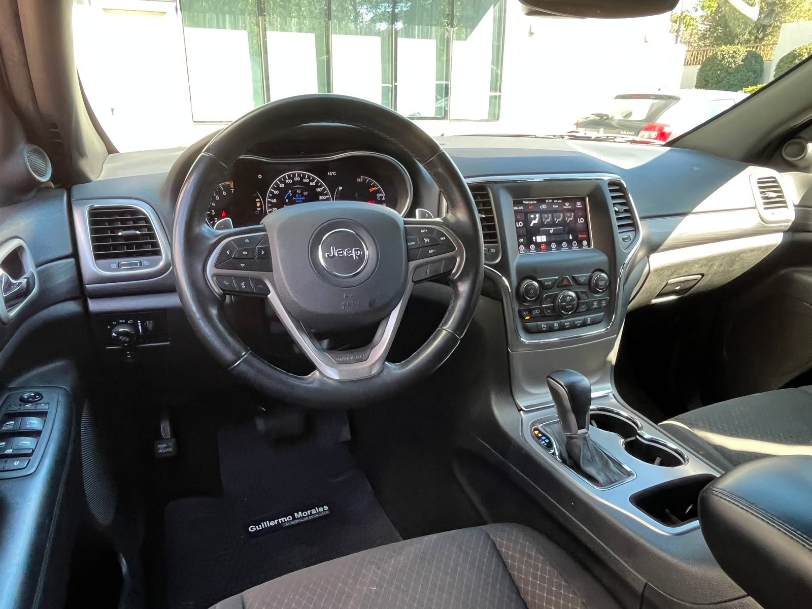 Jeep Grand Cherokee — foto 29 de 30