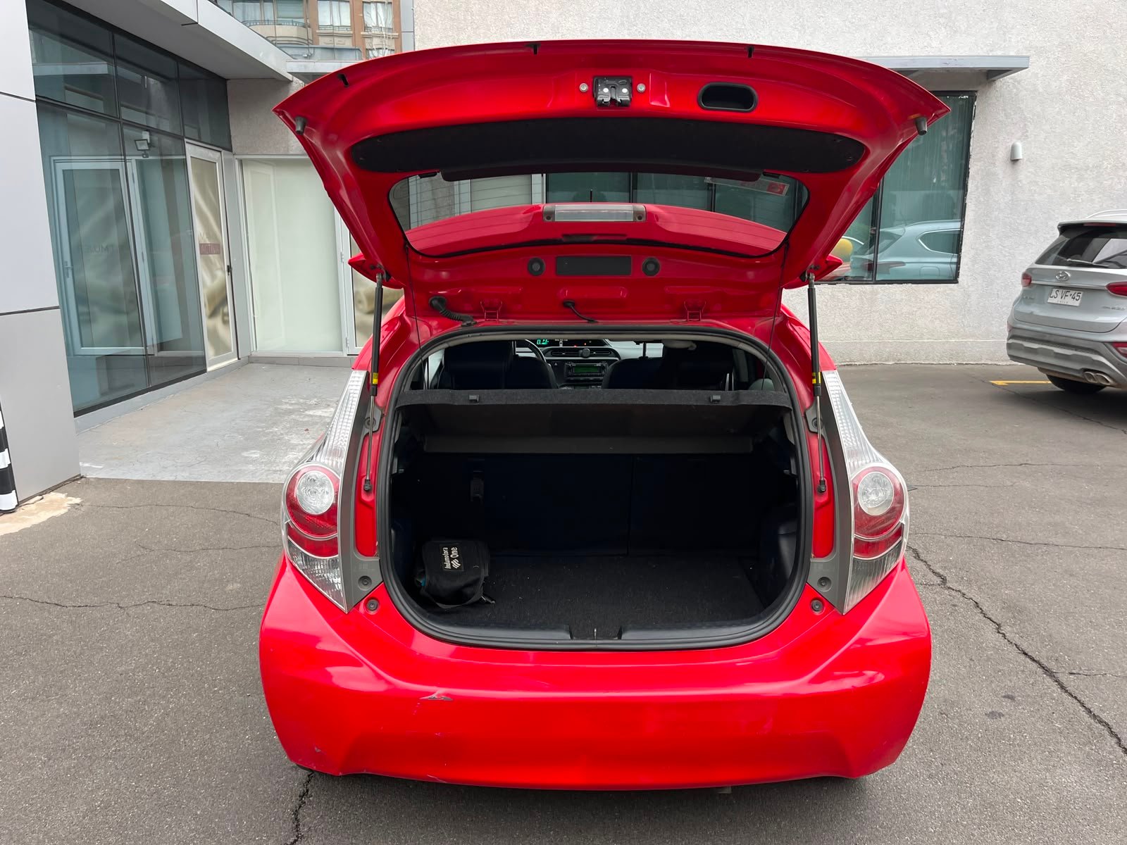 Toyota Prius — foto 10 de 24